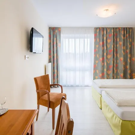 Niebueller Hof 3*